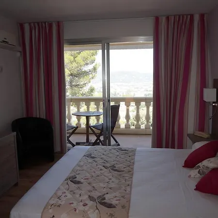 Hotel Logis Le Col De L'ange Draguignan