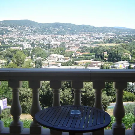Hotel Logis Le Col De L'ange