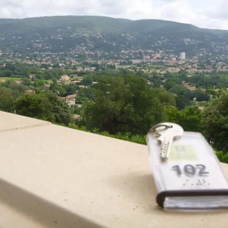 Logis Le Col De L'ange Draguignan