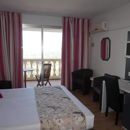 Logis Le Col De L'ange Hotel